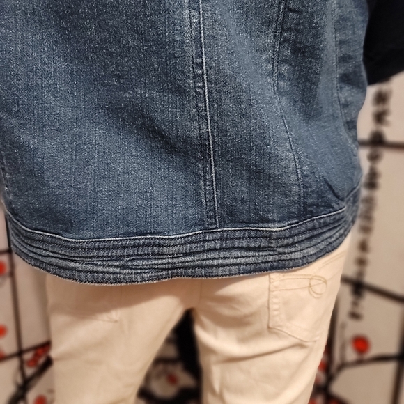 LAL (LIVE A LITTLE) LADIES WASHED DENIM SHOT JACKET SUEDE ART DESIGN/SIZE MEDIUM - Picture 15 of 16